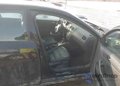 2011 Volkswagen Jetta 2.5L Se z USA, uszkodzony, nr VIN 3VWDZ7AJ6BM320587